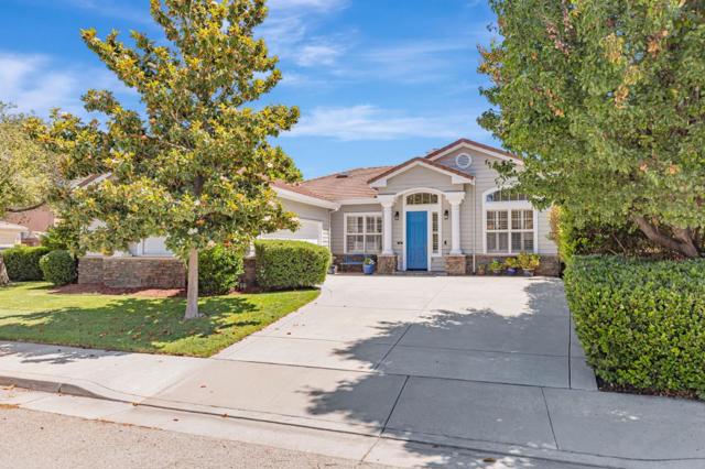 18400 Capistrano Way, Morgan Hill CA: https://media.crmls.org/mediaz/e770ecc1-7235-41cd-bc8f-28db1ad8d1a9.jpg