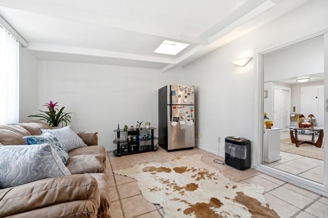 Detail Gallery Image 12 of 44 For 3655 Vista Campana #9,  Oceanside,  CA 92057 - 2 Beds | 2 Baths