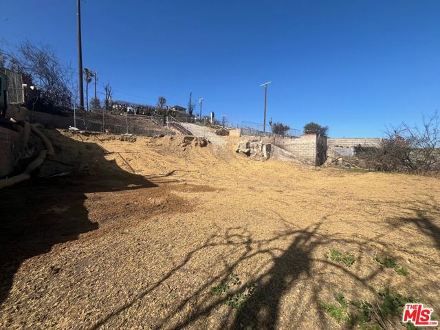 15312 Mc Kendree Avenue, Pacific Palisades CA: https://media.crmls.org/mediaz/e771a51f-7055-4d8c-84c3-86d0e5545660.jpg