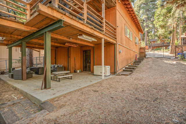 31522 Cedarwood Drive, Running Springs, CA 92382