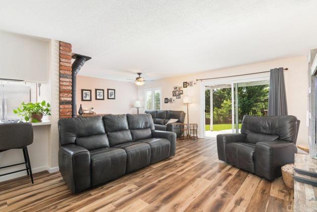 Detail Gallery Image 2 of 62 For 914 N Main Ave, Fallbrook,  CA 92028 - 3 Beds | 2 Baths