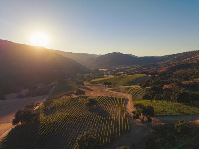 18190 Cachagua, Carmel Valley CA: https://media.crmls.org/mediaz/e774ee1f-9a5a-4c8d-b76c-b6537f8e8979.jpg