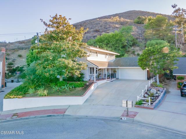 76 Robbins Court, Simi Valley CA: https://media.crmls.org/mediaz/e775dc0d-f902-4a50-9fd5-512098ed5487.jpg