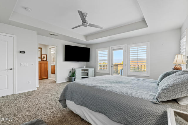 490 Peter Place, Simi Valley CA: https://media.crmls.org/mediaz/e7761123-fcb1-428a-b0d4-50fe0344c16a.jpg