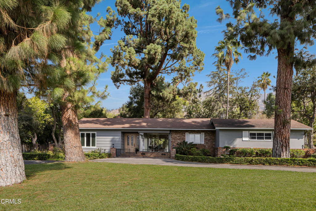 3289 Fairpoint Street