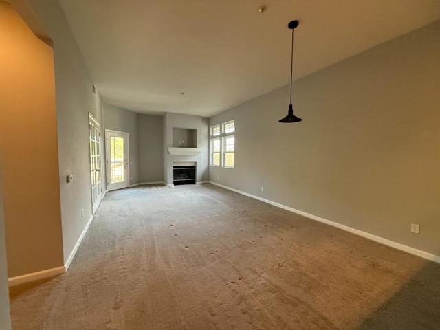 121 Crescent Court, Brisbane CA: https://media.crmls.org/mediaz/e776ac37-ecec-4d21-afc8-631a1d167ca9.jpg