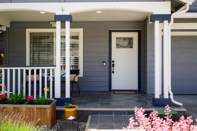 141 Navigator Drive, Scotts Valley CA: https://media.crmls.org/mediaz/e7776989-3327-4f7a-a45d-958215c2e1cb.jpg