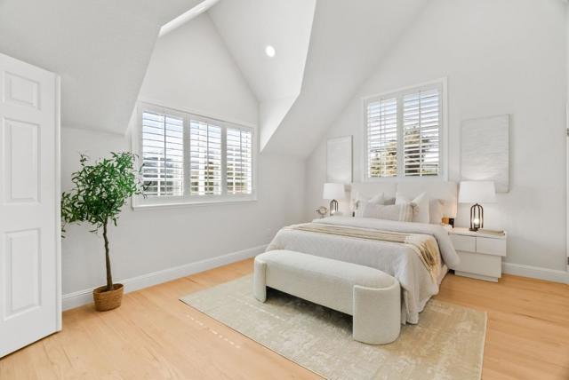 16717 Shannon Road, Los Gatos CA: https://media.crmls.org/mediaz/e778f376-6192-4847-8cd1-f2ebaf827f7f.jpg