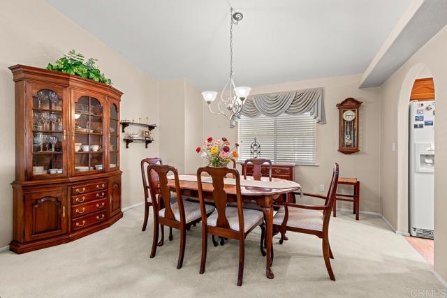 525 W El Norte Parkway, Escondido CA: https://media.crmls.org/mediaz/e7791e6f-5152-4fa1-a87c-dacfd508418c.jpg