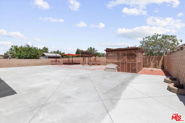 38122 37th Street, Palmdale, California 93550, 6 Bedrooms Bedrooms, ,3 BathroomsBathrooms,Single Family Residence,For Sale,37th,24405643