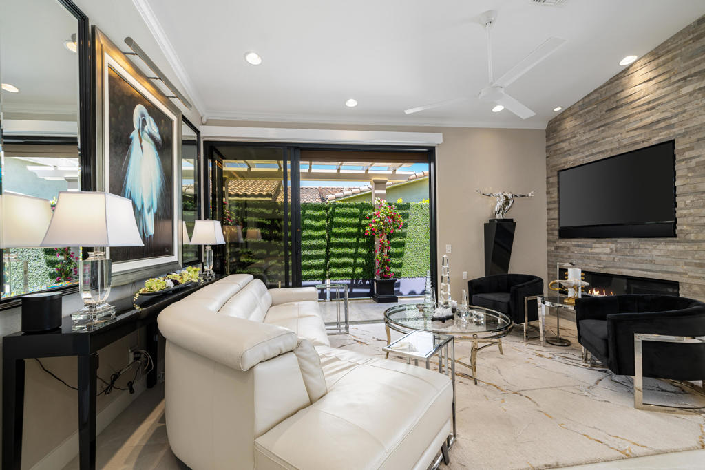 MLS #219137909DA image #4