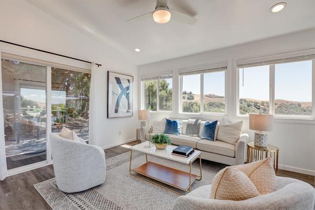 3415 Spring Creek Lane, Milpitas CA: https://media.crmls.org/mediaz/e77a68a1-569d-450f-b77e-794b2402c87d.jpg