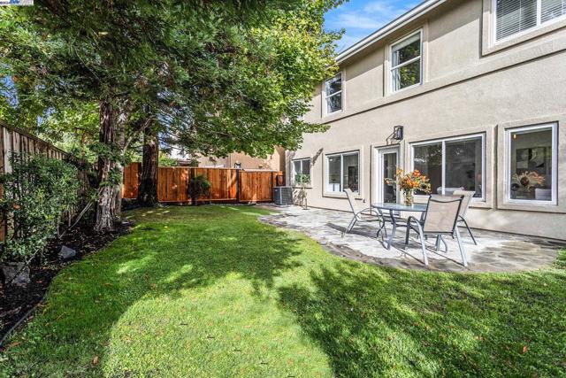 Image 31 of 33 For 505 Blackstone Ct
