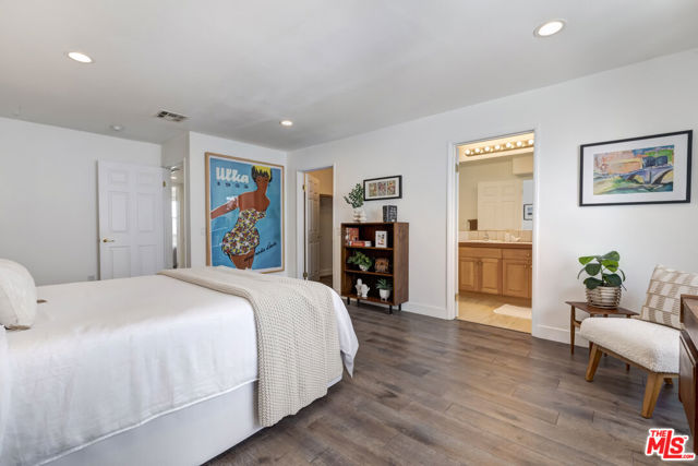 1007 Figueroa Terrace, Los Angeles CA: https://media.crmls.org/mediaz/e77ea62c-7350-4983-b58d-34d1a6f164a2.jpg