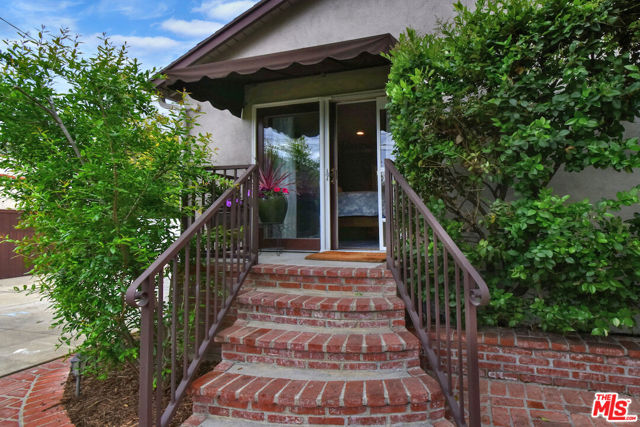 1044 Coolidge Drive, San Gabriel CA: https://media.crmls.org/mediaz/e77f4341-a1db-4ca8-a93d-bf03c71d1739.jpg