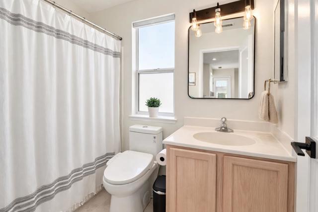 Image 21 of 26 For 110 Library Lane