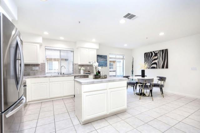 3111 White Riesling Place, San Jose CA: https://media.crmls.org/mediaz/e7817240-b326-4a89-bc05-0024d208aed2.jpg