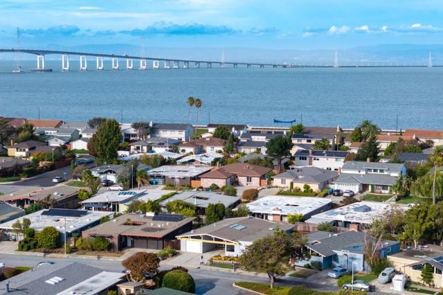 224 Loon Court, Foster City CA: https://media.crmls.org/mediaz/e781c14b-6d80-4d7b-bfba-3c7334765e42.jpg