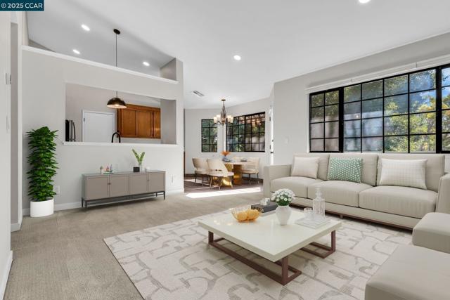 236 Canyon Woods Way, San Ramon CA: https://media.crmls.org/mediaz/e782eef0-83a7-4ee3-b8b0-2a40042612b7.jpg