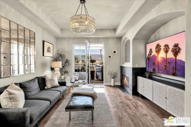 2010 Via San Martino, Palm Desert CA: https://media.crmls.org/mediaz/e78335ea-bc5b-408d-bf7c-779ed299658c.jpg