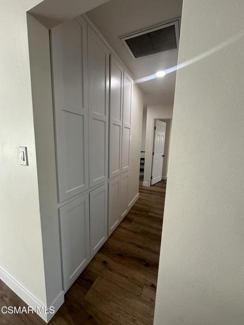 2042 Arcane Street, Simi Valley CA: https://media.crmls.org/mediaz/e7834c2e-c0c7-4ecd-bdb6-29fb457084e5.jpg