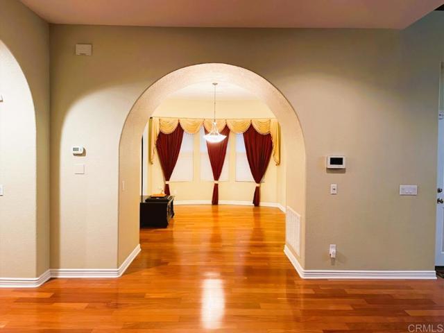 Detail Gallery Image 3 of 10 For 13207 Sunset Point Way, San Diego,  CA 92130 - 5 Beds | 4/1 Baths