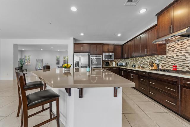 Image 6 of 39 For 8945 Mckinley Court