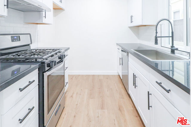 2602 Carnegie Lane, Redondo Beach CA: https://media.crmls.org/mediaz/e7844fa7-8080-4a8e-b94e-7f131856edbf.jpg