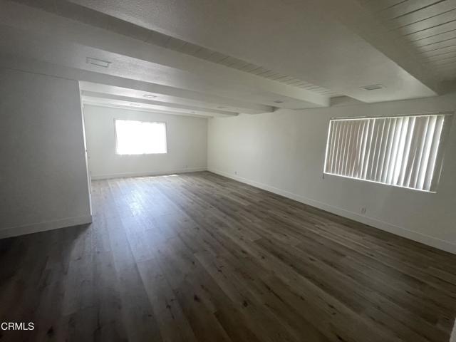 1525 N 7th Place, Port Hueneme CA: https://media.crmls.org/mediaz/e7853f42-13e8-4e32-a412-3c2743a75ebe.jpg