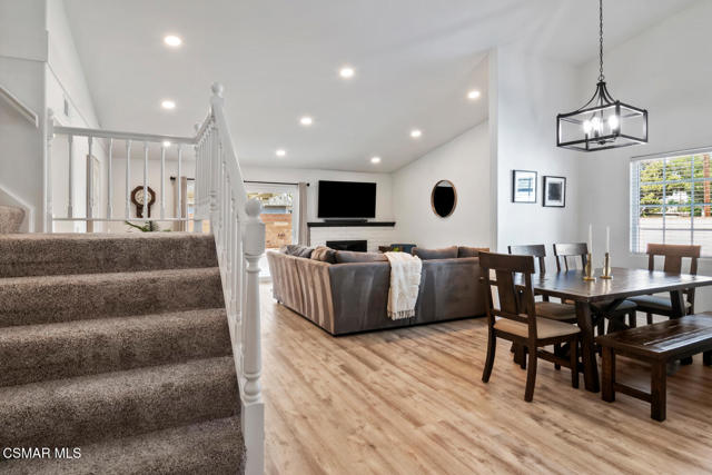 1791 Hewitt Place, Simi Valley CA: https://media.crmls.org/mediaz/e78555da-870a-45f7-bd18-f676191b5ae8.jpg