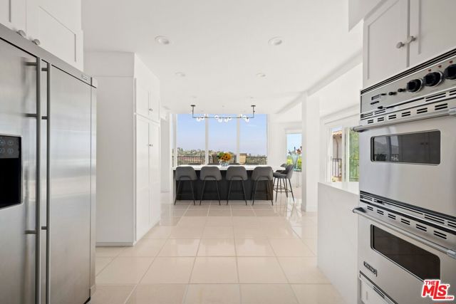 1244 Stradella Road, Los Angeles CA: https://media.crmls.org/mediaz/e786481a-9ee5-4386-9860-2030b55292c5.jpg