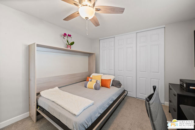 2002 S Bobolink Lane, Palm Springs CA: https://media.crmls.org/mediaz/e7880bc8-464f-458f-ac68-8048da59c182.jpg