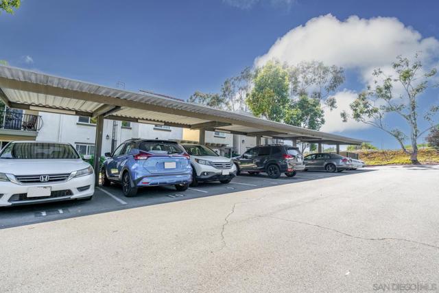 3605 Ash St, San Diego CA: https://media.crmls.org/mediaz/e7894eb9-318f-407a-9352-1ae2ddac3211.jpg
