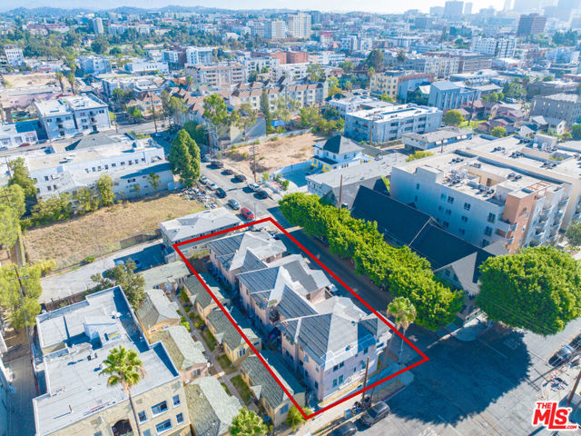 945 South Park View Street photo 3