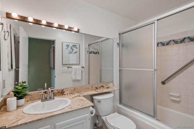 190 Del Mar Shores Ter, Solana Beach, California 92075, 2 Bedrooms Bedrooms, ,2 BathroomsBathrooms,Condominium,For Sale,Del Mar Shores Ter,250035827SD