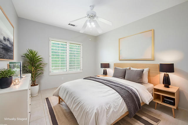 44950 Calle Santa Barbara, La Quinta CA: https://media.crmls.org/mediaz/e78b1170-b890-4b26-beb0-6edc572b2831.jpg