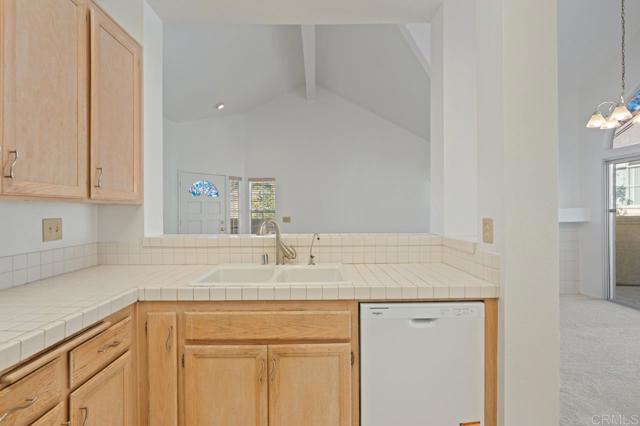 Detail Gallery Image 27 of 66 For 11080 Portobelo Dr, San Diego,  CA 92124 - 2 Beds | 2 Baths