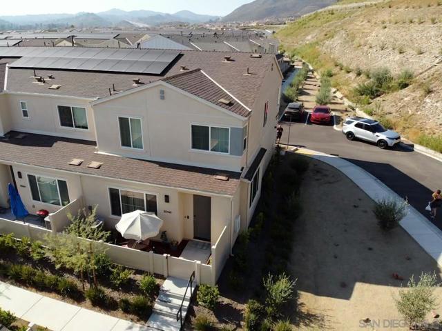 Details for 35140 Grove Trl, Fallbrook, CA 92028