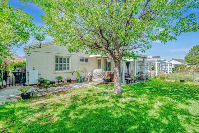 782 Oakhill Way, Rio Vista CA: https://media.crmls.org/mediaz/e78cb7db-c6f5-43bd-bc15-9069d3a89d17.jpg