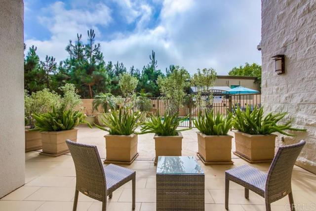 2500 Torrey Pines Rd, La Jolla CA: https://media.crmls.org/mediaz/e78ce2ea-5da0-49f6-b10c-66b6f2d29e49.jpg