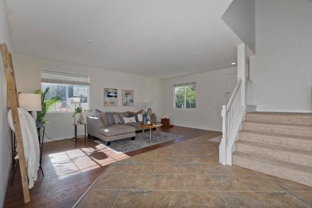 1889 Autumn Ln, Vista CA: https://media.crmls.org/mediaz/e78e6bed-f8a2-469a-83a4-5bfae91452ce.jpg