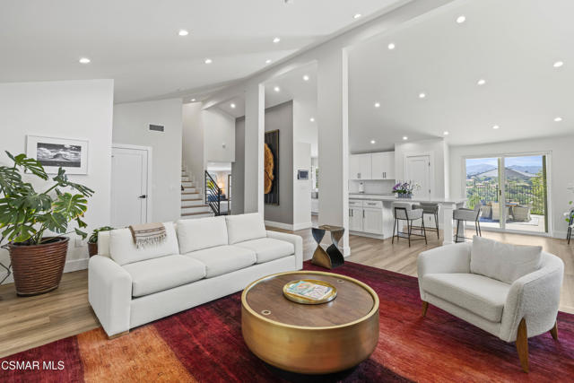 1630 Wicklow Court, Westlake Village CA: https://media.crmls.org/mediaz/e78ef1ac-dcf9-4059-8c72-78f1e4b9824e.jpg