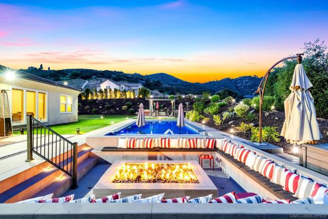 21992 Wilgen Rd, Escondido CA: https://media.crmls.org/mediaz/e78f2c54-bb87-4df5-8f51-3e17167753bd.jpg