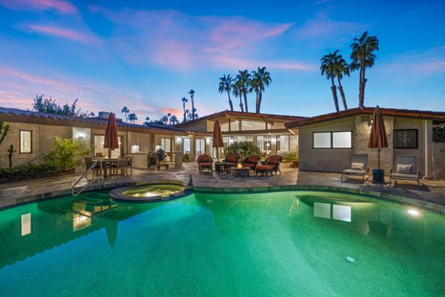 73717 Agave Lane, Palm Desert CA: https://media.crmls.org/mediaz/e78fd3cf-d45f-4d4a-b1c9-4c42e9feafc5.jpg