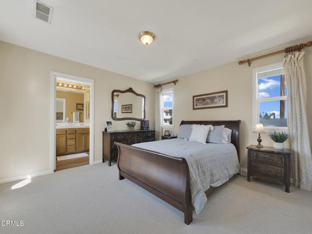 Detail Gallery Image 10 of 21 For 7101 Oso Ave #16,  Winnetka,  CA 91306 - 3 Beds | 3 Baths