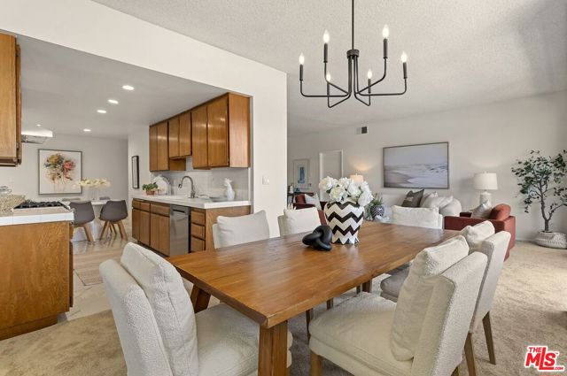 1201 Roxbury Drive, Los Angeles CA: https://media.crmls.org/mediaz/e790b67e-30fe-4bf5-a763-c5d02a2e0b38.jpg