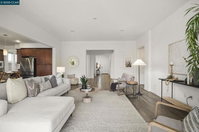 2968 Alves Ranch Rd, Pittsburg CA: https://media.crmls.org/mediaz/e7921da8-e262-4511-9f24-c944cea82244.jpg