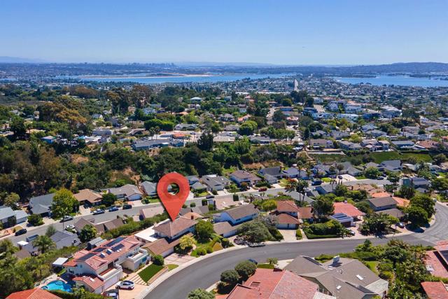 5353 Westknoll Dr, San Diego CA: https://media.crmls.org/mediaz/e792ce0d-e572-4635-bdb6-9fb182a4be8d.jpg