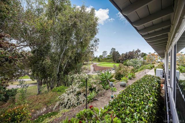 3839 Vista Campana S, Oceanside CA: https://media.crmls.org/mediaz/e793afb5-a318-41fd-bd1c-72b365a0d47d.jpg