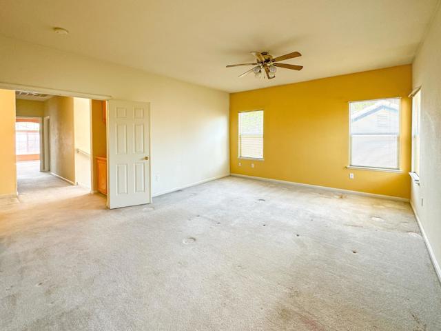 4305 Calsite Court, Antioch CA: https://media.crmls.org/mediaz/e7945d0b-1b65-46f2-843e-cbcac10ad3ba.jpg